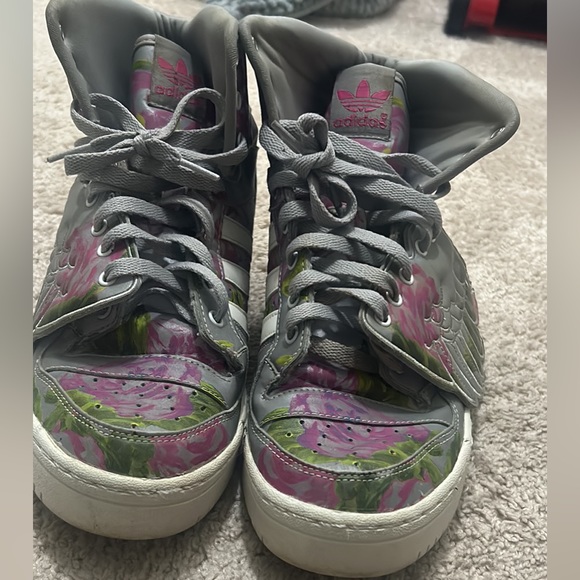 Jeremy scott adidas size 11 - Picture 3 of 5